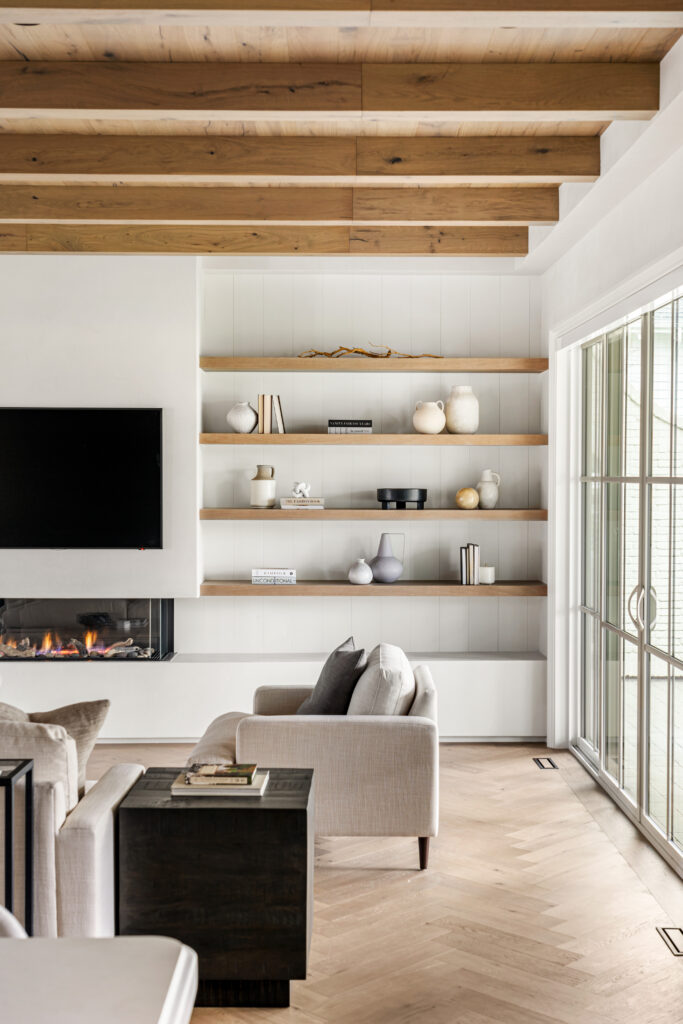 Use clean decor when when staging your home
for fall